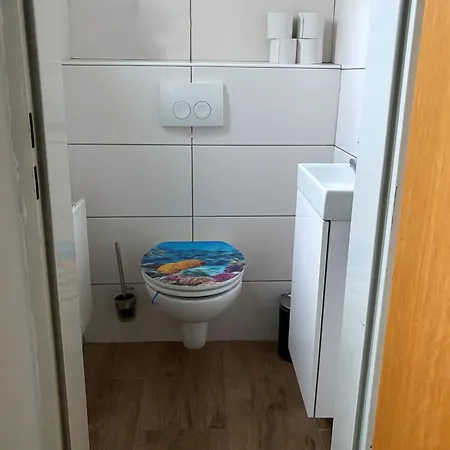 Roskam 95170 Apartament *